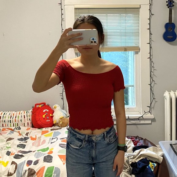 Subdued (Italy) Off the Shoulder Tee - Picture 2 of 2